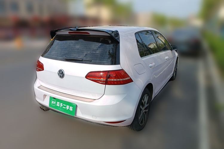 Used Volkswagen Golf 2016 230TSI Automatic Luxury Version Rear Right 45 Deg