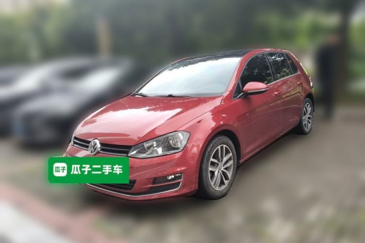 Used Volkswagen Golf 2016 230TSI Automatic Luxury Version Guazi used car, China used car export, Used car for sale, Used  cars, Cheapest cars for sale