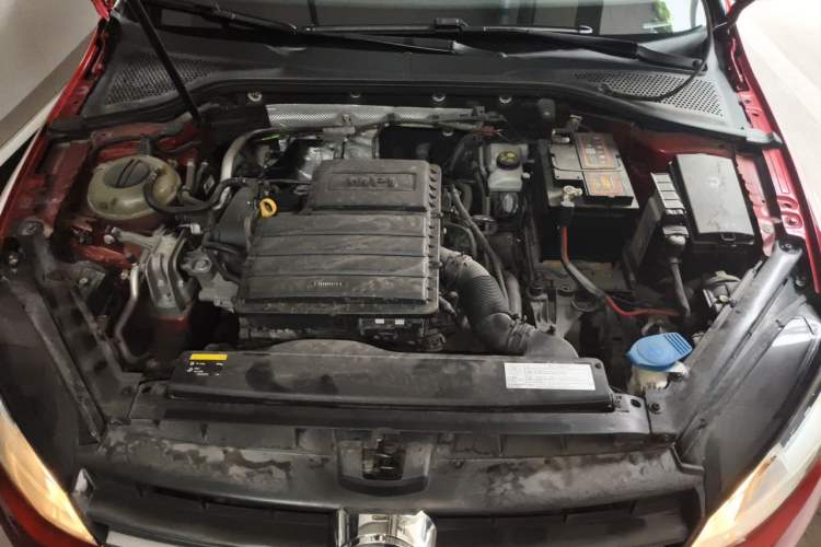 Used Volkswagen Golf 2016 1.6L Automatic Comfort Model Engine Bay