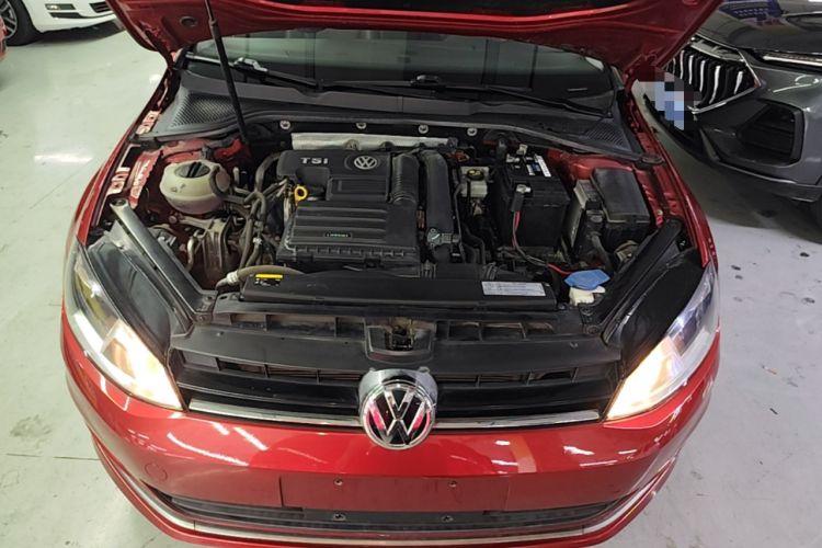 Used Volkswagen Golf 2016 230TSI Automatic Comfort Version Engine Bay