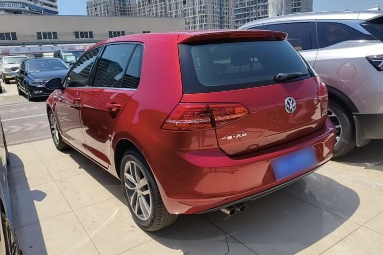 Used Volkswagen Golf 2016 230TSI Automatic Luxury Version Exterior 2
