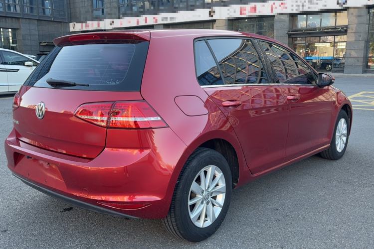 Used Volkswagen Golf 2016 1.6L Automatic Fashion Model Exterior 4