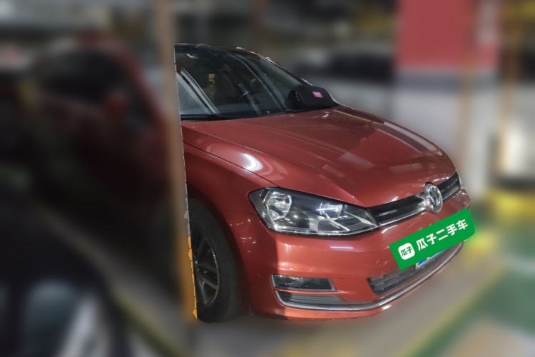 Used Volkswagen Golf 2016 230TSI Automatic Luxury Version Front Right 45 Deg