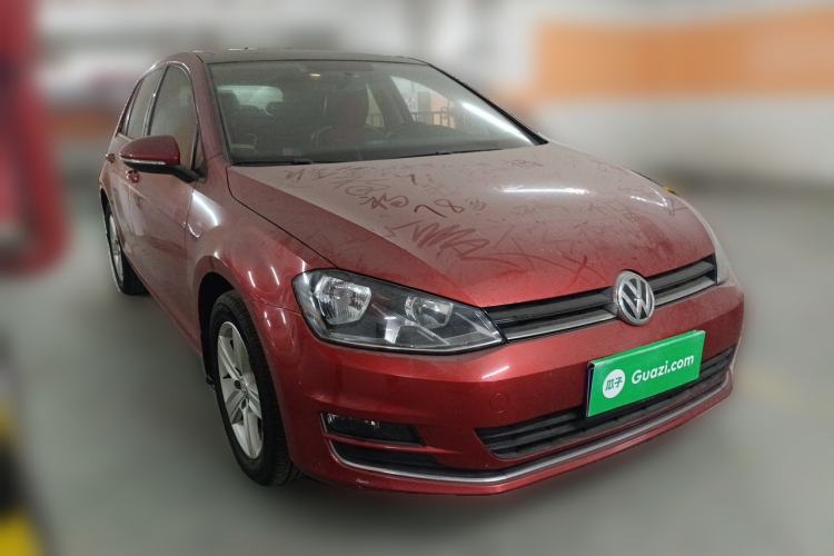 Used Volkswagen Golf 2016 230TSI Automatic Comfort Version Front Right 45 Deg