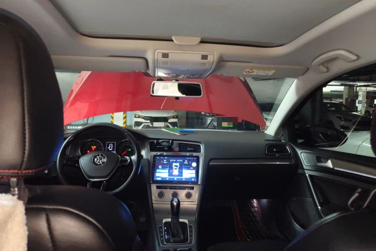 Used Volkswagen Golf 2016 1.6L Automatic Comfort Model Headliner