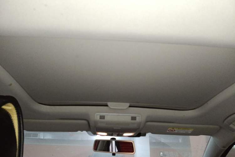 Used Volkswagen Golf 2016 230TSI Automatic Comfort Version Headliner