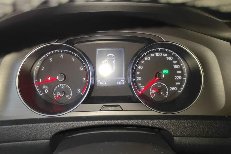 Used Volkswagen Golf 2016 230TSI Automatic Luxury Version Instrument Cluster
