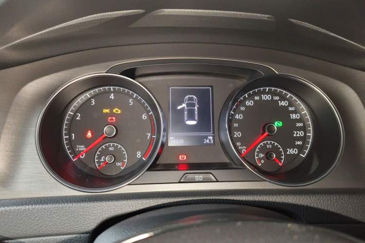 Used Volkswagen Golf 2016 1.6L Automatic Comfort Model Instrument Cluster