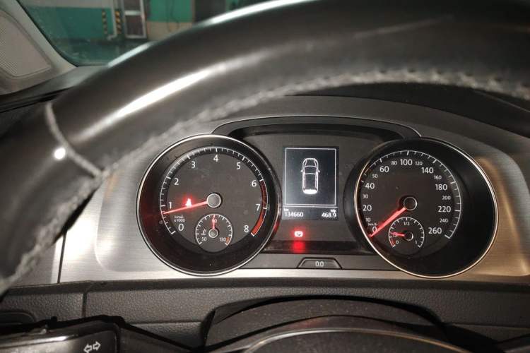 Used Volkswagen Golf 2016 1.6L Automatic Comfort Model Instrument Cluster