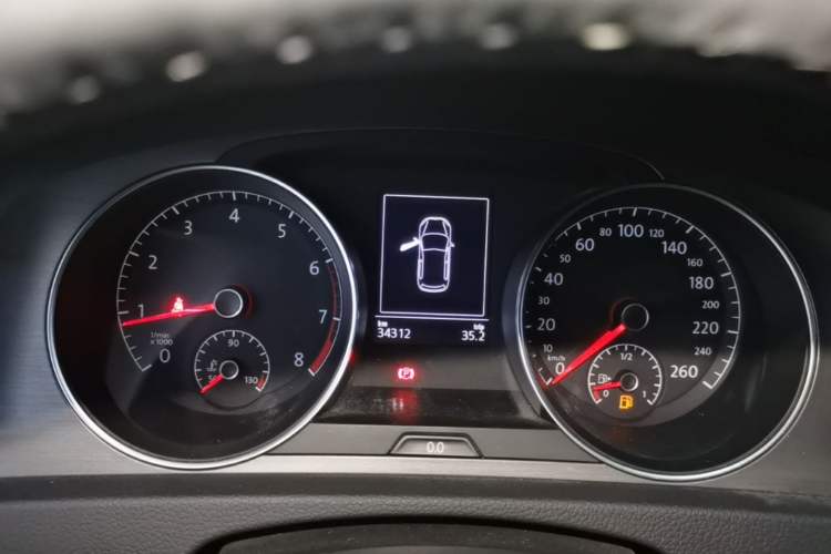Used Volkswagen Golf 2016 1.6L Automatic Comfort Model Instrument Cluster