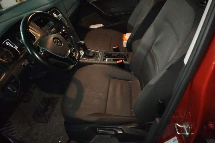 Used Volkswagen Golf 2016 1.6L Automatic Comfort Model Left Front Seat