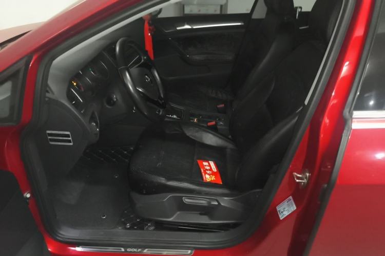 Used Volkswagen Golf 2016 1.6L Automatic Comfort Model Left Front Seat