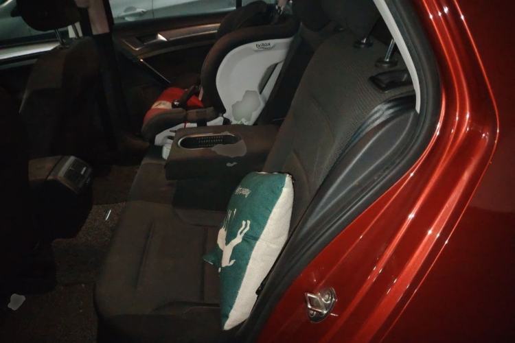 Used Volkswagen Golf 2016 1.6L Automatic Comfort Model Left Rear Seat