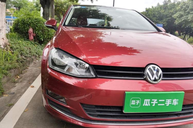 Used Volkswagen Golf 2016 230TSI Automatic Comfort Version Right Front Headlight
