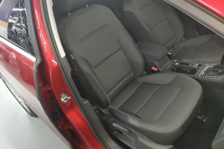 Used Volkswagen Golf 2016 1.6L Automatic Comfort Model Right Front Seat
