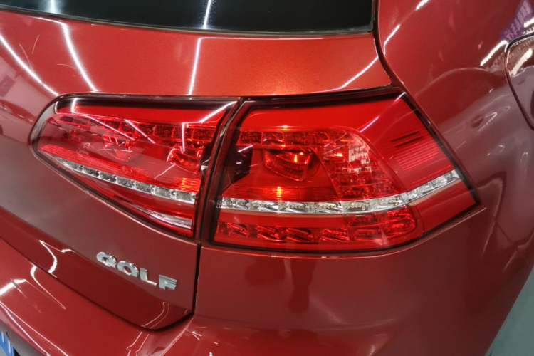 Used Volkswagen Golf 2016 1.6L Automatic Comfort Model Right Rear Taillight