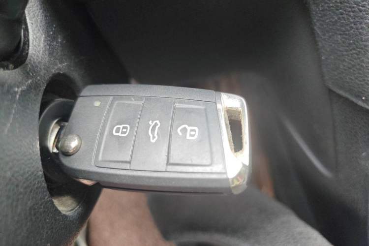 Used Volkswagen Golf 2016 1.6L Automatic Comfort Model Vehicle Key