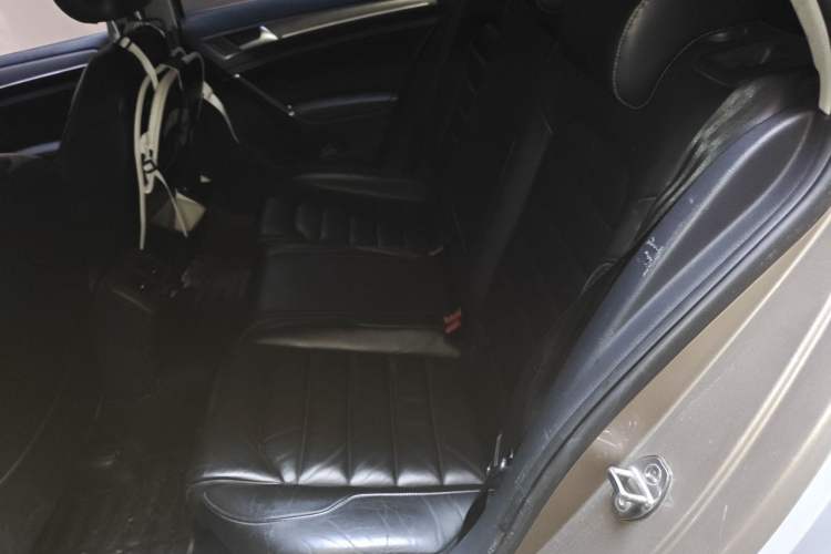 Used Volkswagen Golf 2016 230TSI Automatic Luxury Version Left Rear Seat