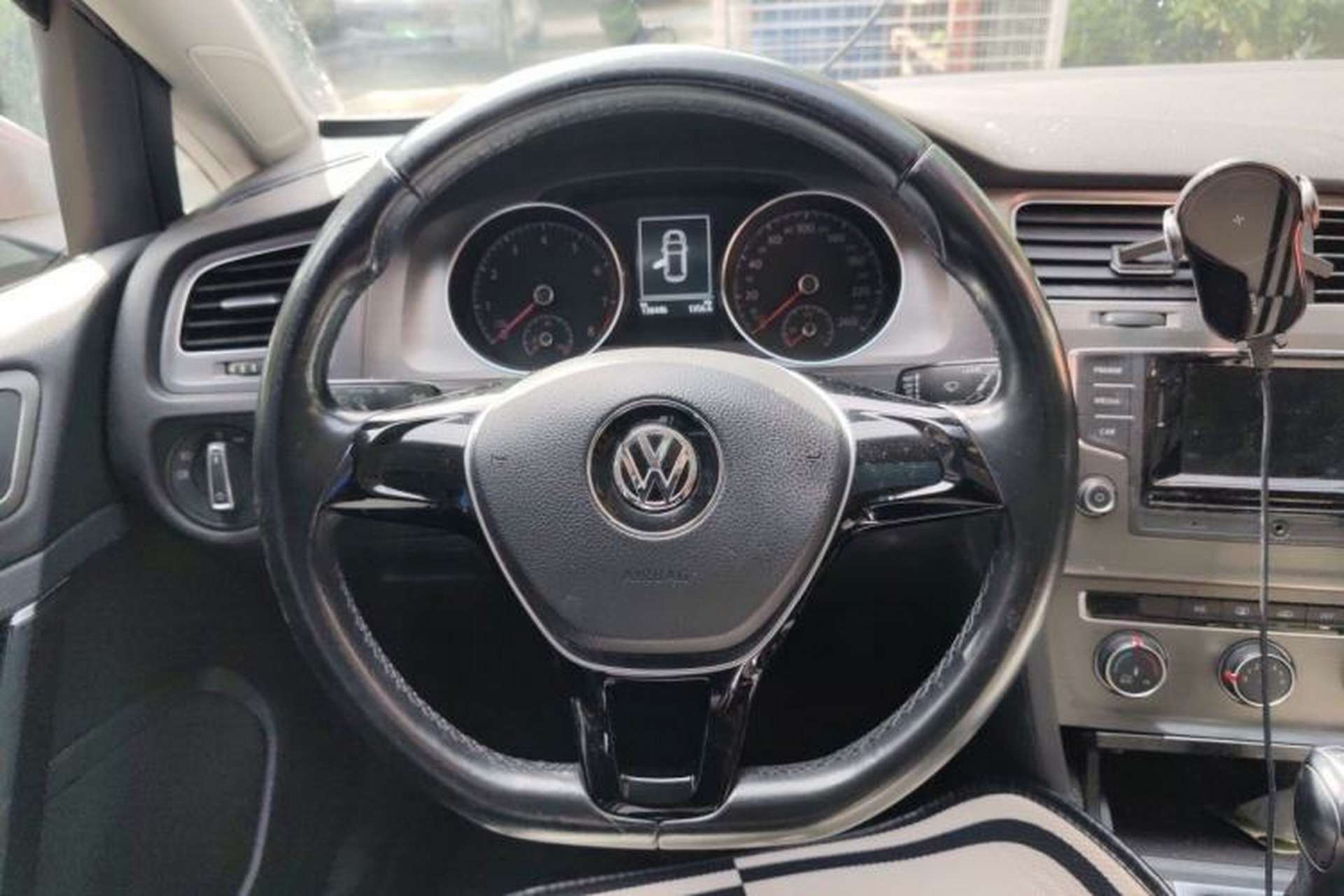 Used Volkswagen Golf 2016 230TSI Automatic Comfort Version Steering Wheel