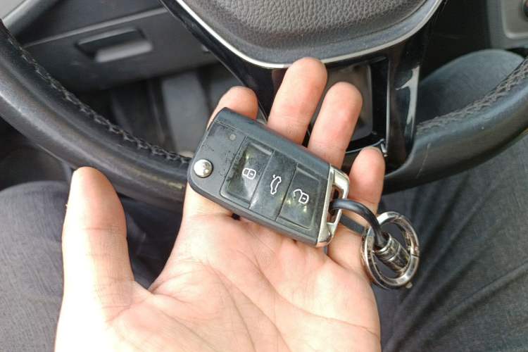 Used Volkswagen Golf 2016 230TSI Automatic Luxury Version Vehicle Key