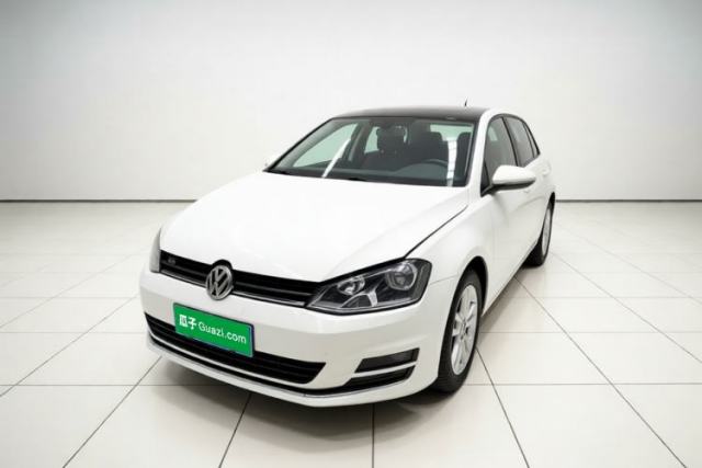 Ojetý Volkswagen Golf 2016 1.6L Automatic Comfort Model