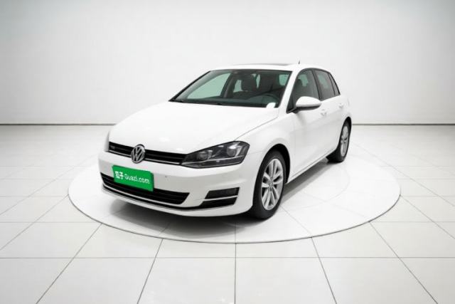 Volkswagen Golf 2016 1.6L Automatic Comfort Model с пробегом