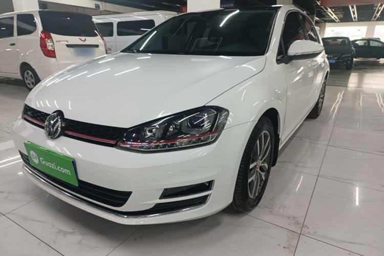 Used Volkswagen Golf 2016 230TSI Automatic Luxury Version Guazi used car, China used car export, Used car for sale, Used  cars, Cheapest cars for sale