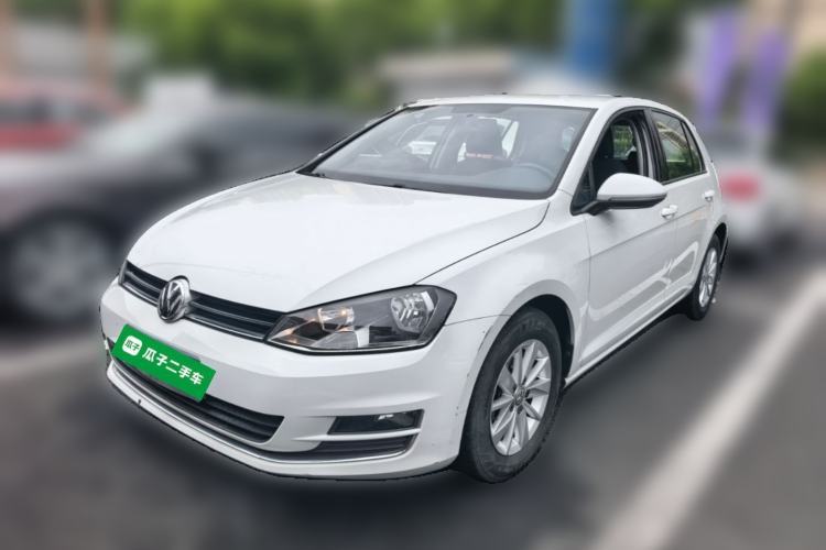 Used Volkswagen Golf 2016 1.6L Manual Fashion Edition Guazi used car, China used car export, Used car for sale, Used Volkswagen cars, Cheapest cars for sale