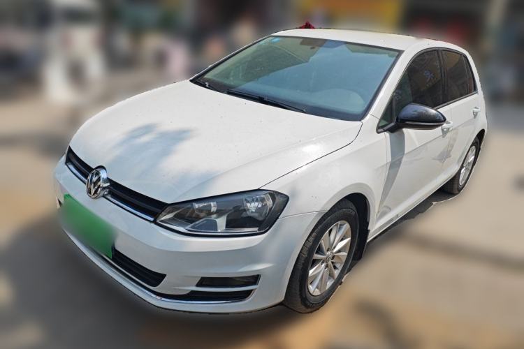 Used Volkswagen Golf 2016 1.6L Manual Fashion Edition Guazi used car, China used car export, Used car for sale, Used  cars, Cheapest cars for sale