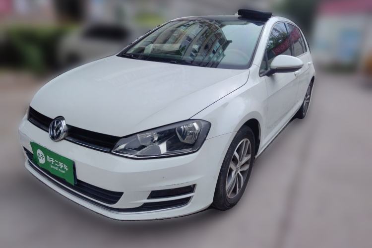 Used Volkswagen Golf 2016 230TSI Automatic Luxury Version Guazi used car, China used car export, Used car for sale, Used  cars, Cheapest cars for sale