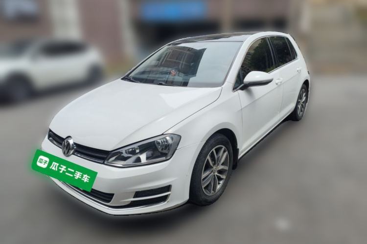 Used Volkswagen Golf 2016 230TSI Automatic Luxury Version Guazi used car, China used car export, Used car for sale, Used cars, Cheapest cars for sale