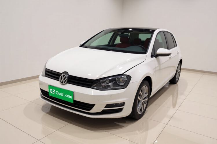 Used Volkswagen Golf 2016 230TSI Automatic Luxury Version Guazi used car, China used car export, Used car for sale, Used Volkswagen cars, Cheapest cars for sale