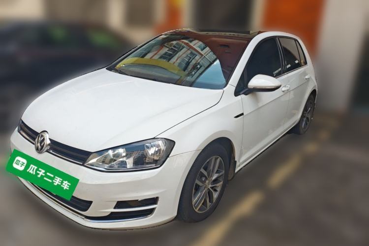 Used Volkswagen Golf 2016 230TSI Automatic Comfort Version Guazi used car, China used car export, Used car for sale, Used cars, Cheapest cars for sale