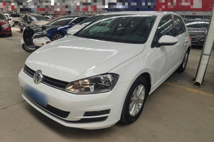 Used Volkswagen Golf 2016 1.6L Manual Fashion Edition Guazi used car, China used car export, Used car for sale, Used  cars, Cheapest cars for sale