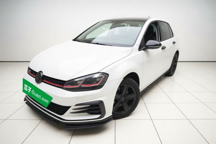 Ojetý Volkswagen Golf 2016 1.6L Automatic Comfort Model Guazi used car, China used car export, Used car for sale, Used cars, Cheapest cars for sale