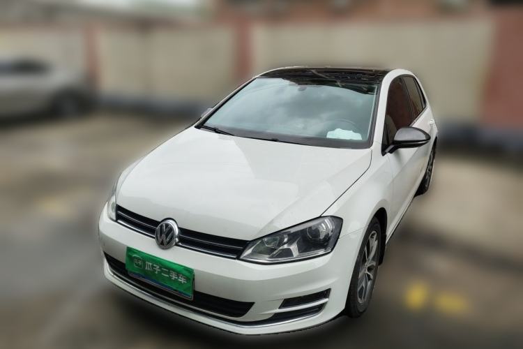 Used Volkswagen Golf 2016 230TSI Automatic Luxury Version Guazi used car, China used car export, Used car for sale, Used  cars, Cheapest cars for sale