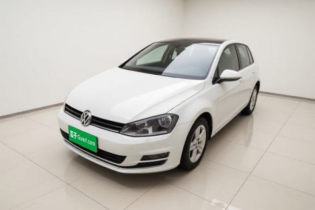 Używany Volkswagen Golf 2016 230TSI Automatic Comfort Version