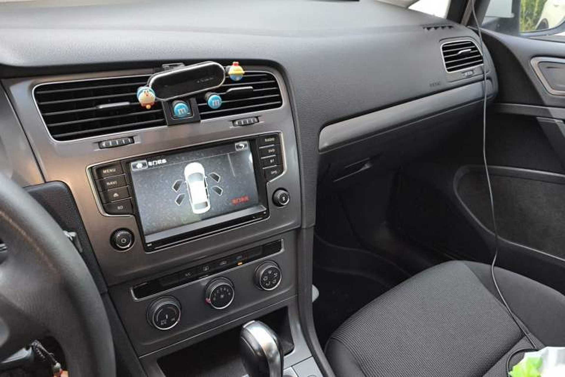 Used Volkswagen Golf 2016 1.6L Automatic Fashion Model Audio And AC Panel