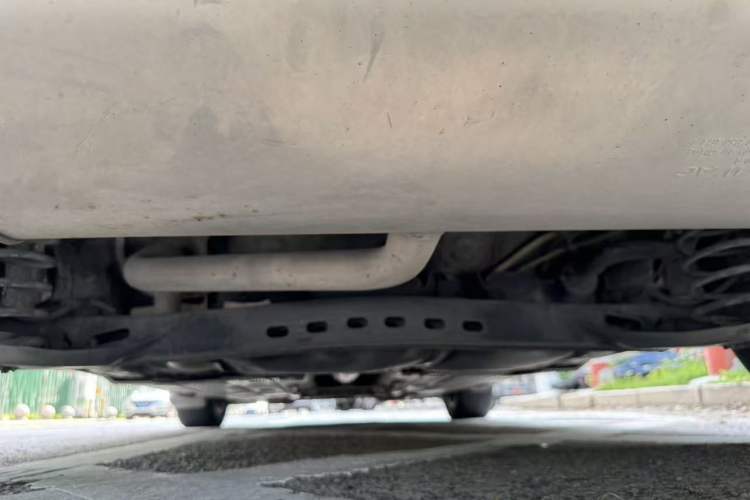 Used Volkswagen Golf 2016 230TSI Automatic Luxury Version Chassis Front