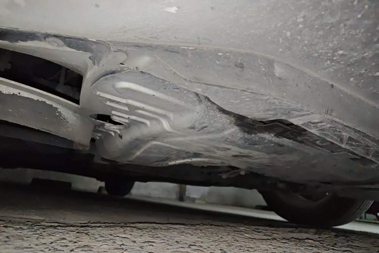 Used Volkswagen Golf 2016 1.6L Automatic Comfort Model Chassis Front Right