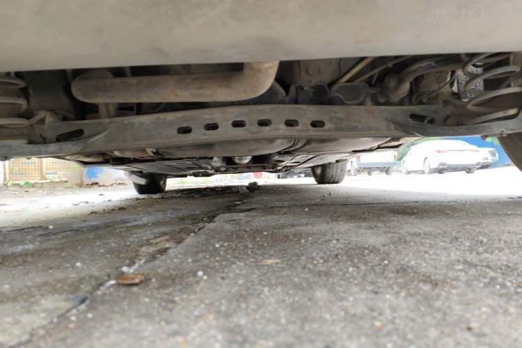 Used Volkswagen Golf 2016 1.6L Automatic Fashion Model Chassis Rear