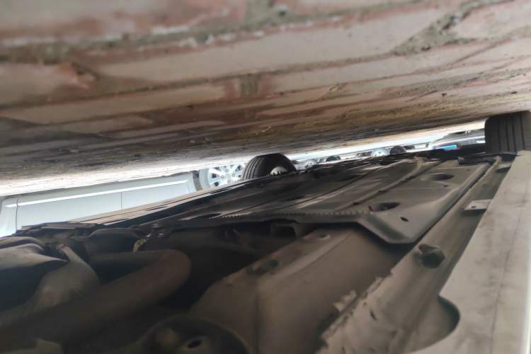 Used Volkswagen Golf 2016 1.6L Automatic Comfort Model Chassis Rear Left