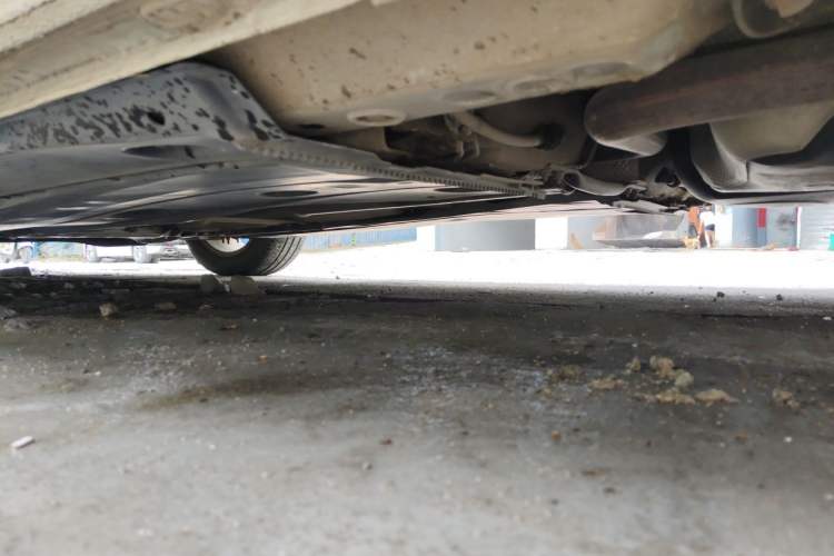 Used Volkswagen Golf 2016 1.6L Automatic Fashion Model Chassis Rear Left