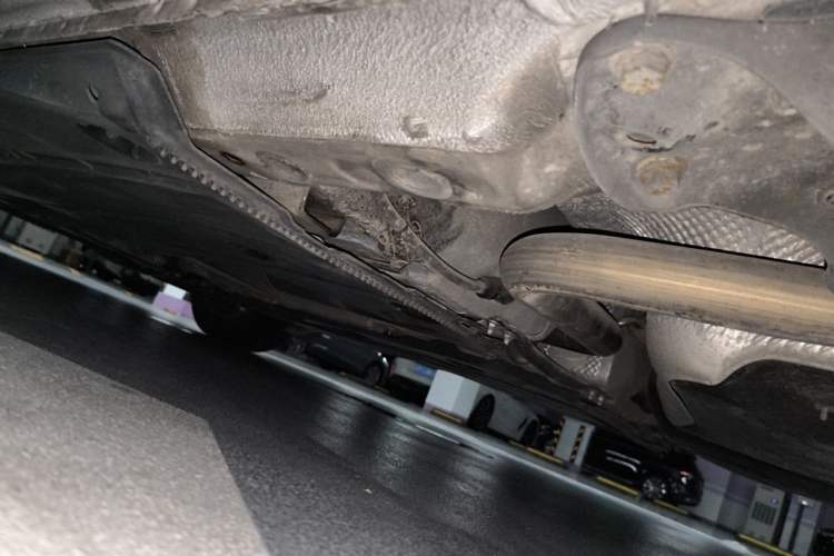 Used Volkswagen Golf 2016 1.6L Automatic Comfort Model Chassis Rear Left