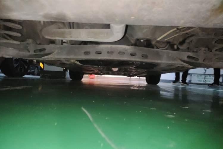 Used Volkswagen Golf 2016 1.6L Automatic Comfort Model Chassis Rear Left