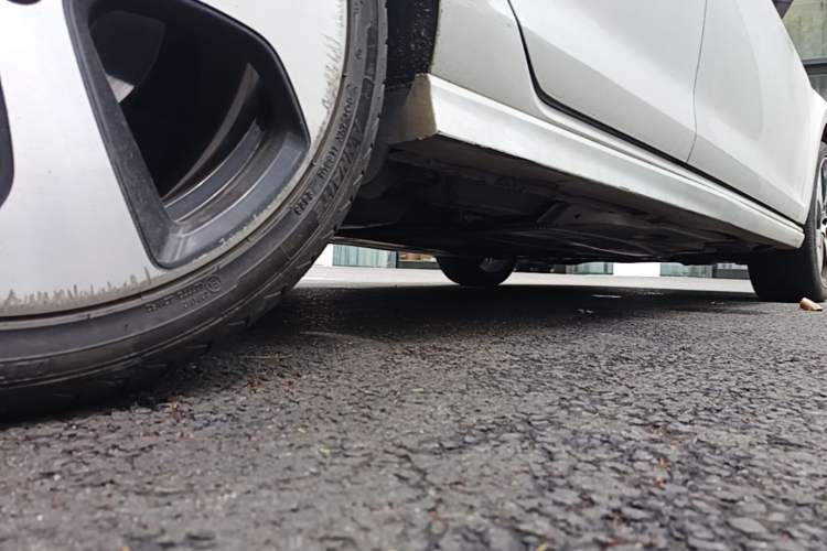 Used Volkswagen Golf 2016 1.4TSI Automatic R-Line Chassis Rear Right