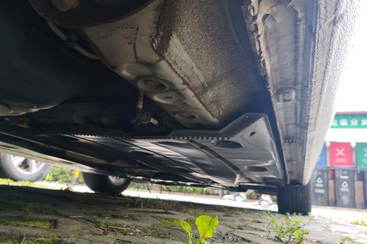 Used Volkswagen Golf 2016 1.6L Automatic Comfort Model Chassis Rear Right