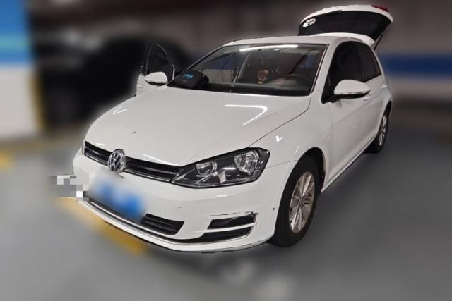 Used Volkswagen Golf 2016 1.6L Automatic Fashion Model