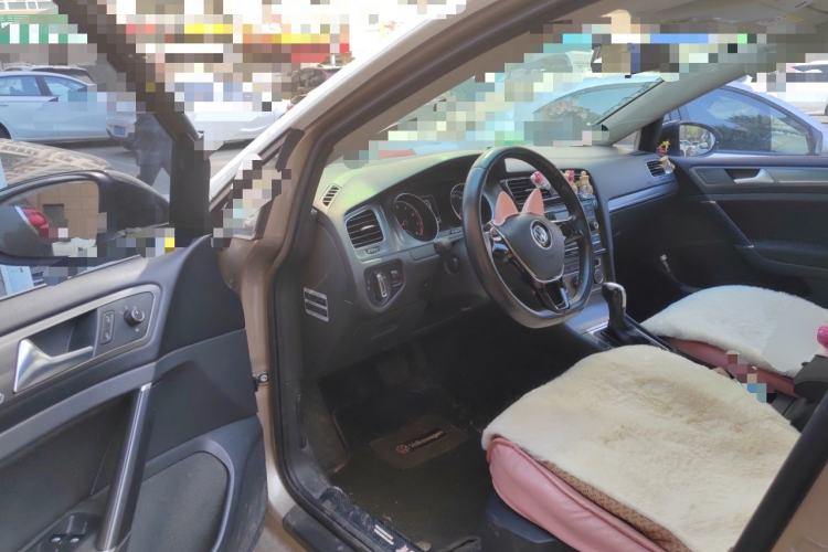 Used Volkswagen Golf 2016 1.6L Automatic Comfort Model Driver Seat