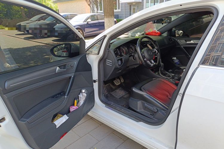 Used Volkswagen Golf 2016 1.4TSI Automatic R-Line Driver Seat